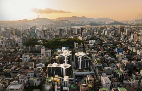 논현동 소재 브라이튼 N40 전경. [사진=신영]