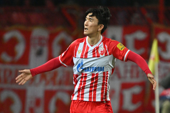 Red Star Belgrade midfielder Hwang In-beom [AFP/YONHAP]