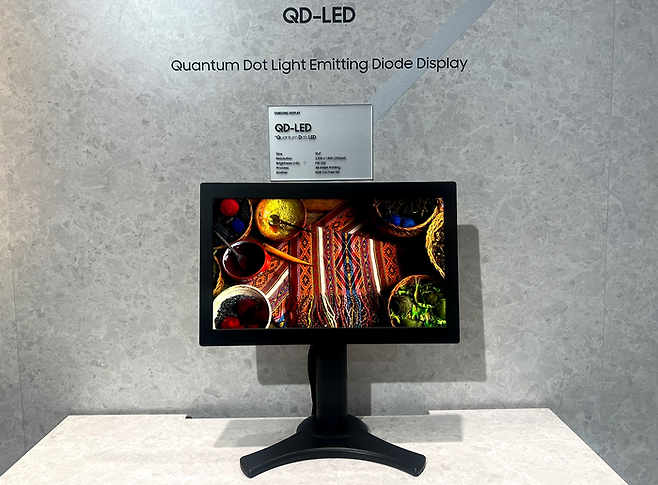 14일(현지시간) 미국 새너제이에서 개막한 전시회 ‘SID 2024’에서 삼성디스플레이가 선보인 ‘QD-LED’. 삼성디스플레이 제공