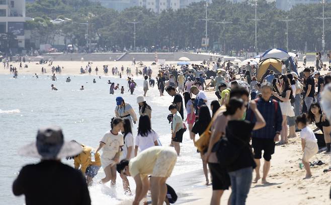 This May 19 photo shows the Haeundae Beach in Busan. (Yonhap)