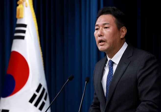Kim Tae-hyo, first deputy director of the presidential National Security Office, speaks during a briefing held at the presidential office in Seoul on Thursday. (Yonhap)