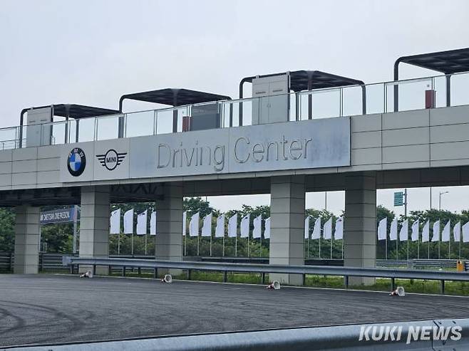 인천 중구 공항동로에 위치한 BMW 드라이빙 센터. 사진=조은비 기자 