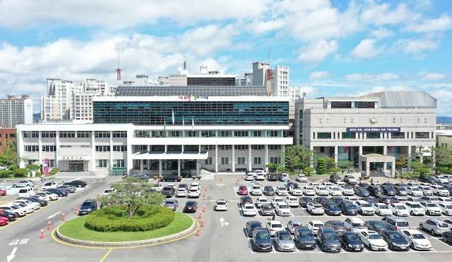 구미시가 22일부터 24일까지 구미코(Gumico)에서 2024년 한국반도체디스플레이기술학회 국내 학술대회(KCSDT 2024)를 개최한다. 구미시청 제공