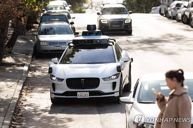 운행 중인 웨이모 [AFP 연합뉴스 자료사진. 재판매 및 DB 금지]