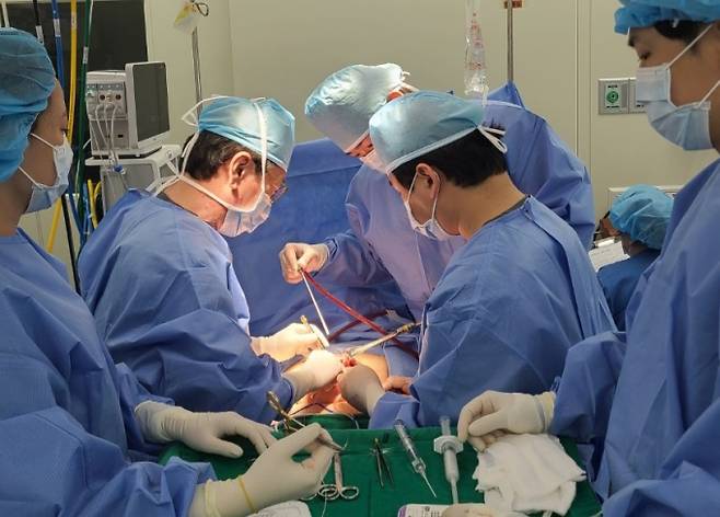 센텀종합병원 간담췌외과의 수술 장면/사진=센텀종합병원
