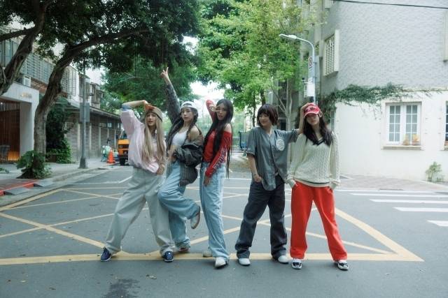 그룹 뉴진스. / 어도어