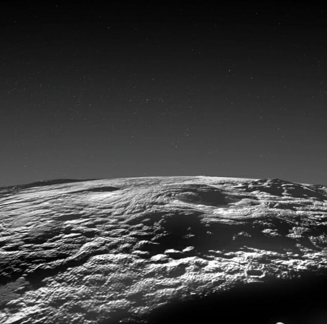 과거 뉴 호라이즌호가 촬영한  명왕성 얼음 화산 지역의 모습 (사진=NASA/존스홉칸스대 응용물리학연구소/사우스웨스트연구소)