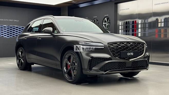 사진 : 제네시스 GV70 페이스리프트 스포츠 패키지