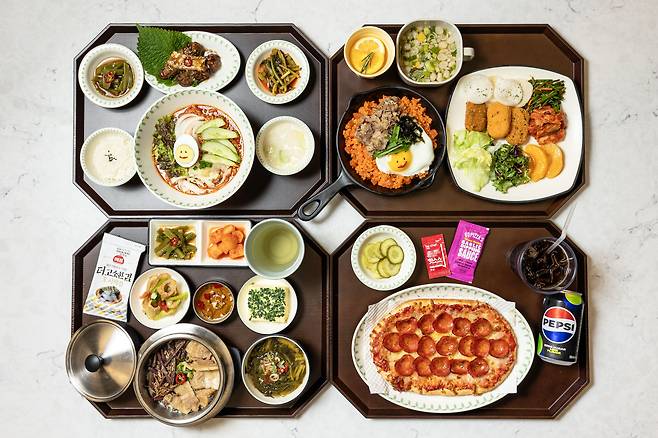 현대자동차 강남대로 본사에서 제공되는 점심 메뉴. 라면을 끓여먹거나 간편식을 선택할 수도 있다. /이건송 영상미디어 기자