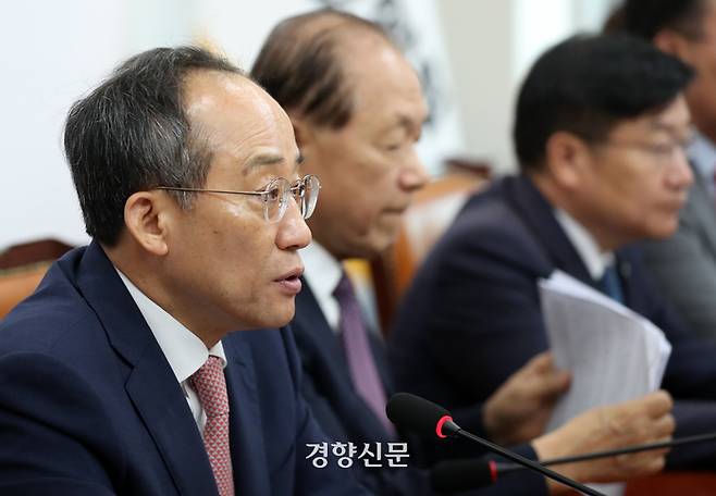 추경호 국민의힘 원내대표가 27일 여의도 당사에서 열린 비대위 전체회의에서 무거운 표정을 짓고 있다. 박민규 선임기자