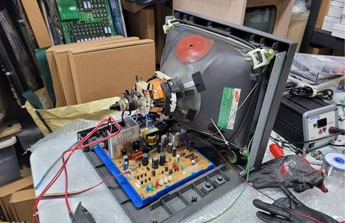 그리고 밑판에 오락실 용 보드를 배치시킵니다