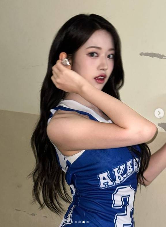 사진=안유진 소셜미디어 캡처