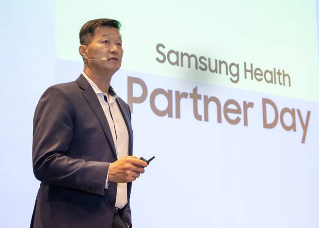 박헌수 삼성전자 MX사업부 디지털 헬스팀장이 28일 '삼성 헬스 파트너 데이'에서 '삼성 헬스'에 대해 소개하고 있다. [사진=삼성전자]