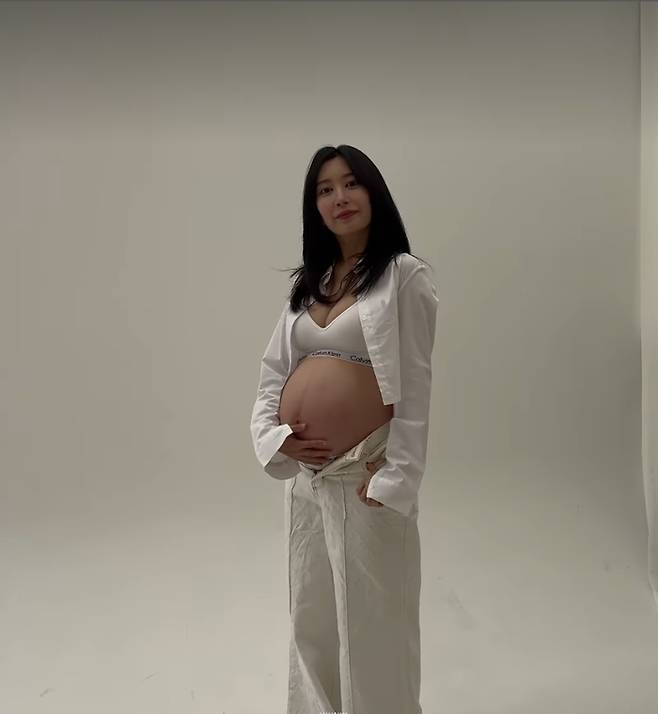 가수 겸 배우 이지훈의 아내 아야네. 사진 | 아야네 채널