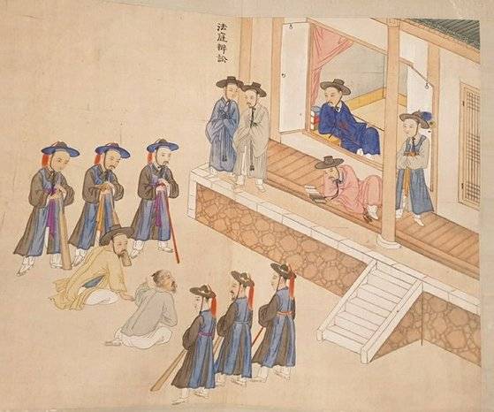 조선시대 법정 풍경을 엿볼 수 있는 김준근의 그림 ‘법정변송도’. [사진 한국민족문화대백과사전, 국립중앙박물관, 이숙인]