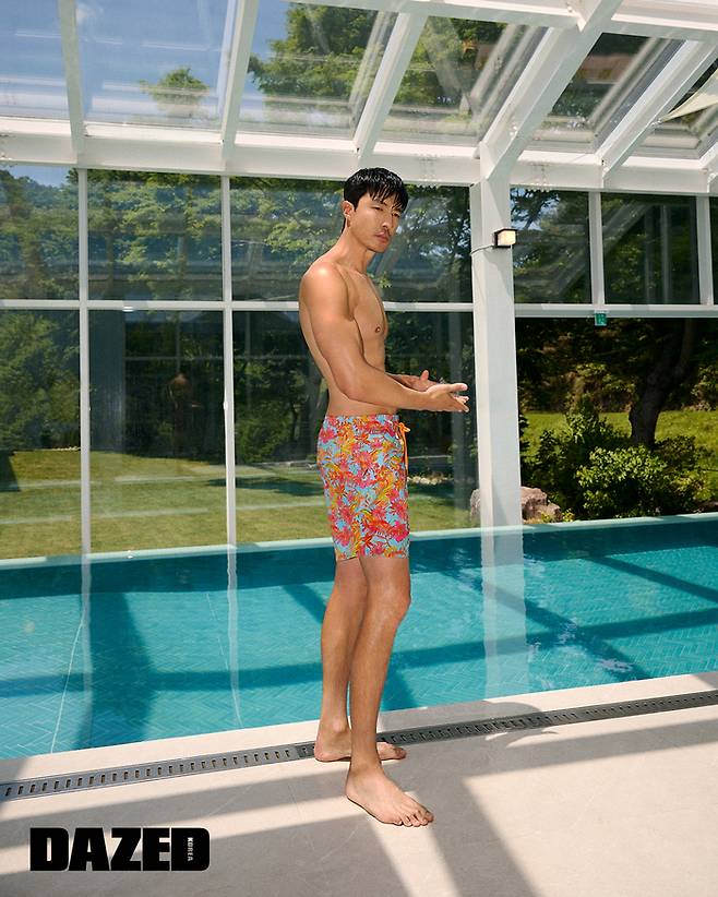 다니엘 헤니. 데이즈드