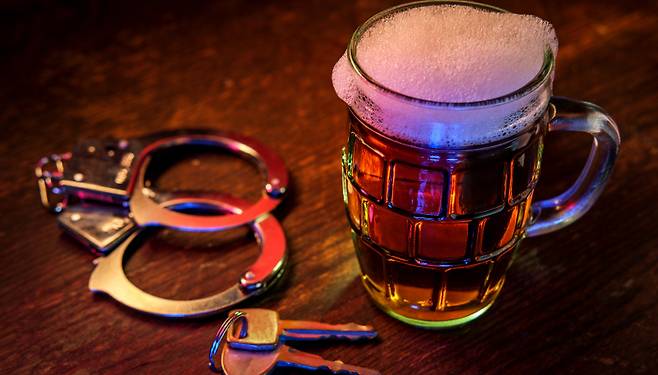 정치 팬덤이나 연예인 팬덤이나 다르지 않아 보이니 딱한 일이다.[사진=게티이미지뱅크]