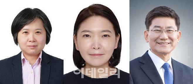 왼쪽부터 김윤경 위원, 이서혜 위원, 정동희 위원