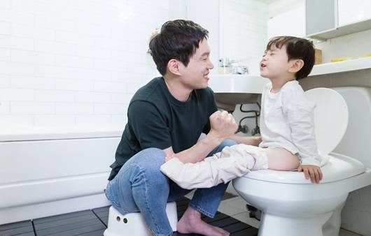 변비는 영유아기 흔하게 나타나는 소화기 증상 중 하나다|출처: 게티이미지뱅크