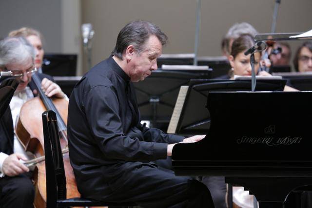 피아니스트 미하일 플레트뇨프. 마스트미디어 제공