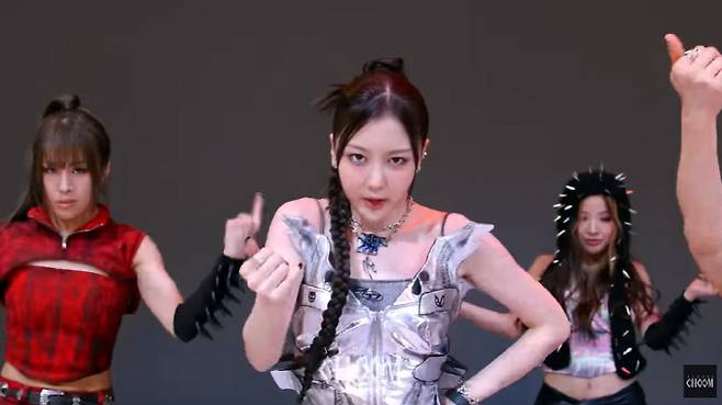 사진 제공=스튜디오 춤