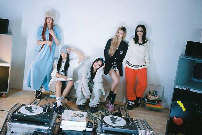 사진 제공=어도어