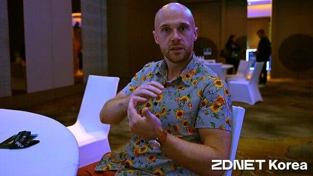 로버트 할록(Robert Hallock) 인텔 클라이언트 AI 및 기술 마케팅 총괄. (사진=지디넷코리아)