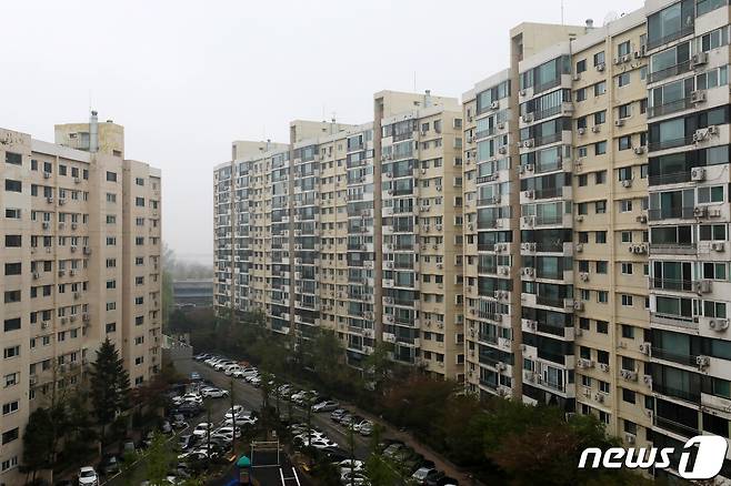 서울 강남구 압구정동 아파트 단지.(자료사진) 2023.4.6/뉴스1 ⓒ News1 민경석 기자