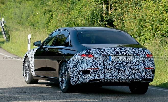 메르세데스-벤츠 'S클래스 페이스리프트' 테스트카 (출처 : Carscoops)