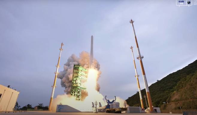 지난해 5월25일 오후 6시24분 3차 발사되고 있는 누리호. /사진=한국항공우주연구원 유튜브 채널