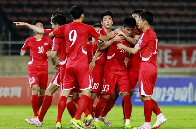 북한 축구대표팀이 11일(한국시간) 라오스 비엔티엔에서 열린 2026 북중미 월드컵 아시아 2차 예선 B조 최종전에서 미얀마를 4-1로 이겼다. 평양 노동신문=뉴스1