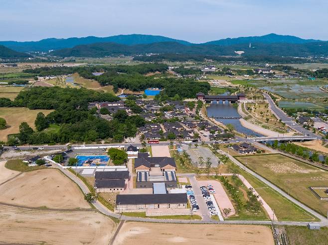 신라월성연구센터 '숭문대' 전경. 경주시 제공