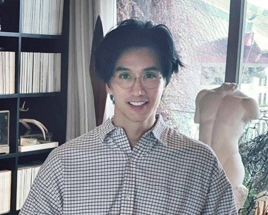 지난 3월 58세 생일을 맞아 추안도 탄이 소셜미디어에 올린 사진. 사진 인스타그램 캡처