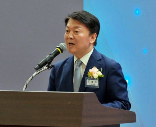 <안철수 국회의원 페이스북 사진 갈무리>