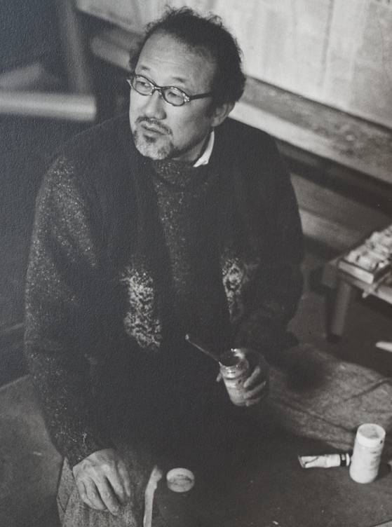 김용철, 1976년 온수리 작업실에서. [사진 김용철]