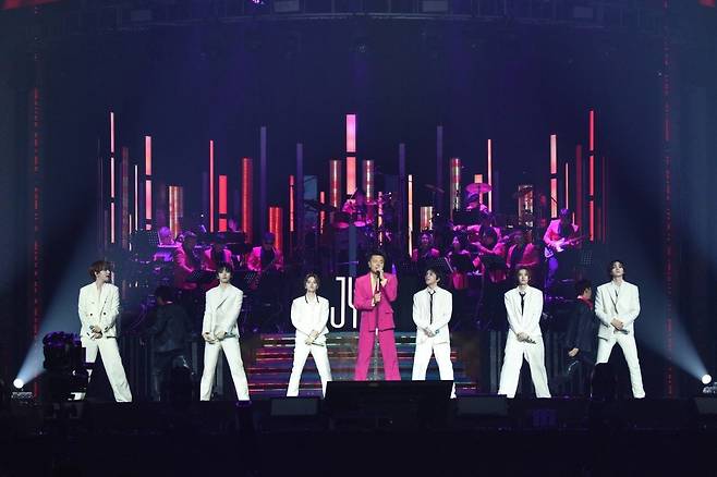 박진영과 보이넥스트도어/KOZ엔터테인먼트