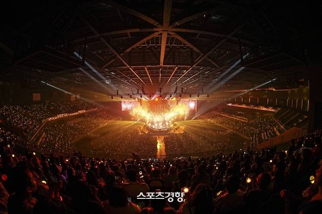 위버스 콘서트 페스티벌 공연 전경 모습. 하이브 제공