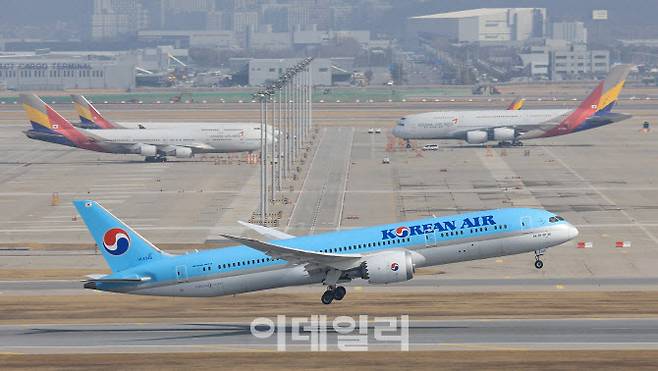 인천국제공항 전망대에서 바라본 공항 계류장.(사진=연합뉴스)