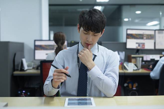 공동인증서·금융인증서·민간인증서 등 다양한 인증서로 ‘전자 서명’을 할 수 있게 되면서, 이용 기관마다 요청하는 인증서가 달라 각각 따로 발급받아 보관해야 하는 문제가 있었다. 사진 게티이미지 제공