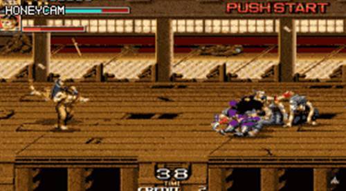 싸대기와 공중 목감아 던지기를 시전중인 제로팀의 히로인 캐릭터, 스핀