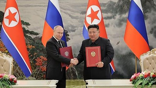 19일 북한과 러시아는 쌍방 사이 ‘포괄적이며 전략적인 동반자관계를 수립함에 관해 국가간 조약’이 조인됐다고 조선중앙통신이 20일 보도했다. 조선중앙통신 연합뉴스