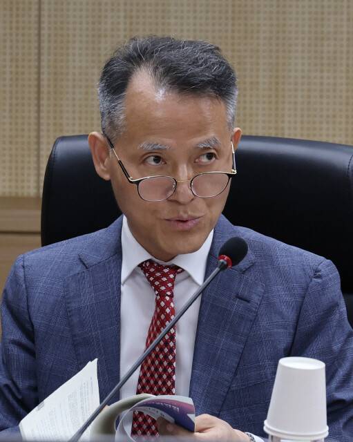 이충상 인권위 상임위원. 신소영 기자 viator@hani.co.kr