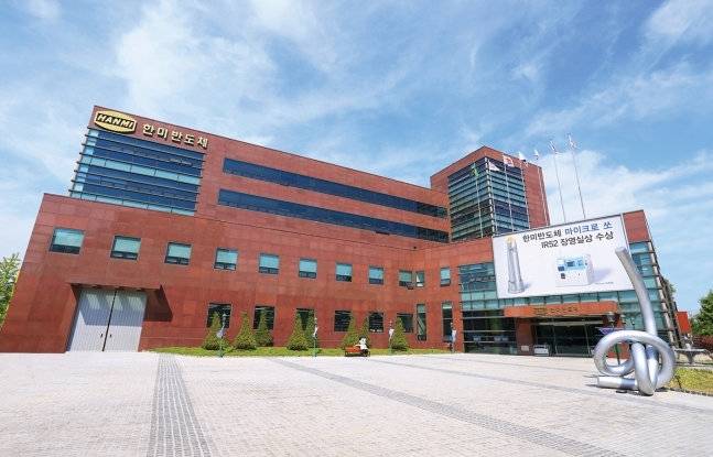 인천 서구에 위치한 한미반도체 본사 1공장.[한미반도체 제공]