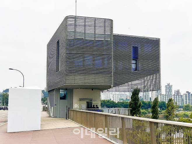 ‘스카이 스위트 한강브릿지 서울’의 외관. (사진=김명상 기자)