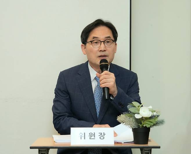 한기정 공정거래위원장이 지난 21일 부산의 한 식당에서 가진 출입기자단 간담회에서 발언하고 있다./사진제공=공정위