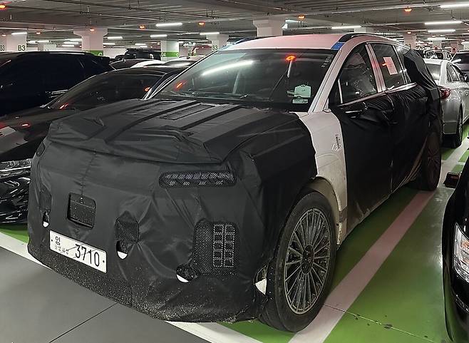 현대차 '아이오닉 7' 테스트카 (출처 : 오토스파이넷)