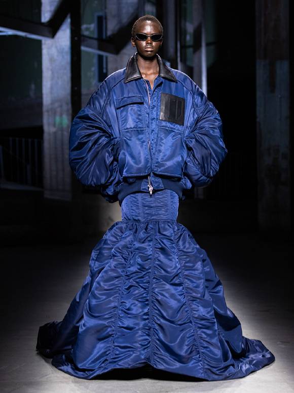 준지, '25SS 파리 컬렉션. [사진=삼성물산 패션]