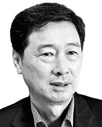 이대근 칼럼니스트