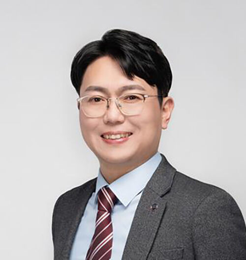 제39대 한국교원단체총연합회장에 당선된 박정현 신임 회장