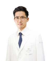 바른세상병원 관절클리닉 정구황 원장